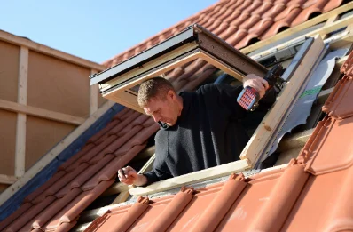 Pose de fenêtres de toit Velux à Ercuis